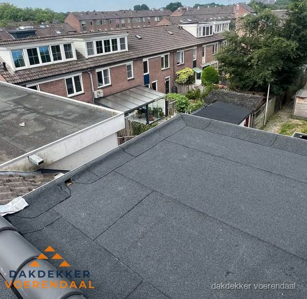 Dakinspectie plat dak aanbouw in Voerendaal Dakinspectie plat dak aanbouw in Voerendaal