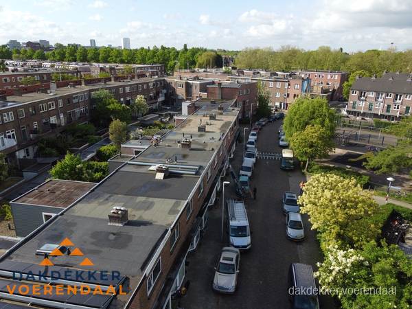 Luchtfoto dakinspectie woonwijk in Voerendaal Luchtfoto dakinspectie woonwijk in Voerendaal